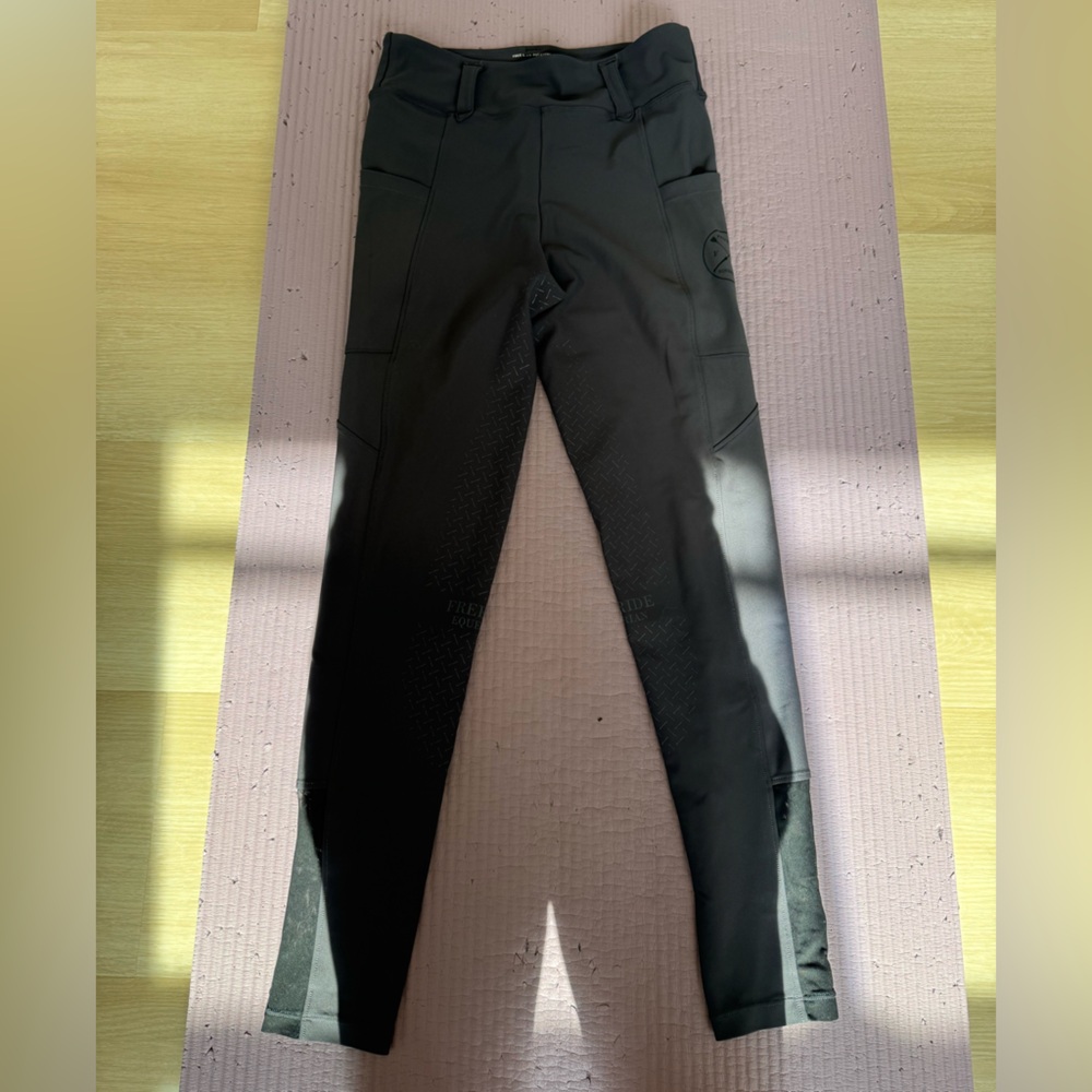 Free Ride Equestrian Pull On Hybrid Breeches